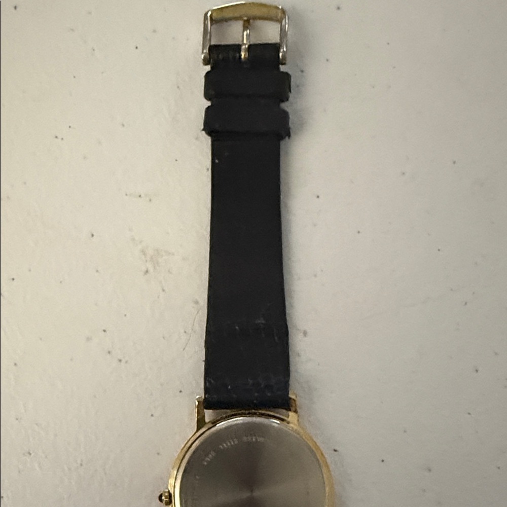 Vintage Lorus Disney Mickey Mouse Watch Original Leather Strap - Works! - Picture 7 of 10